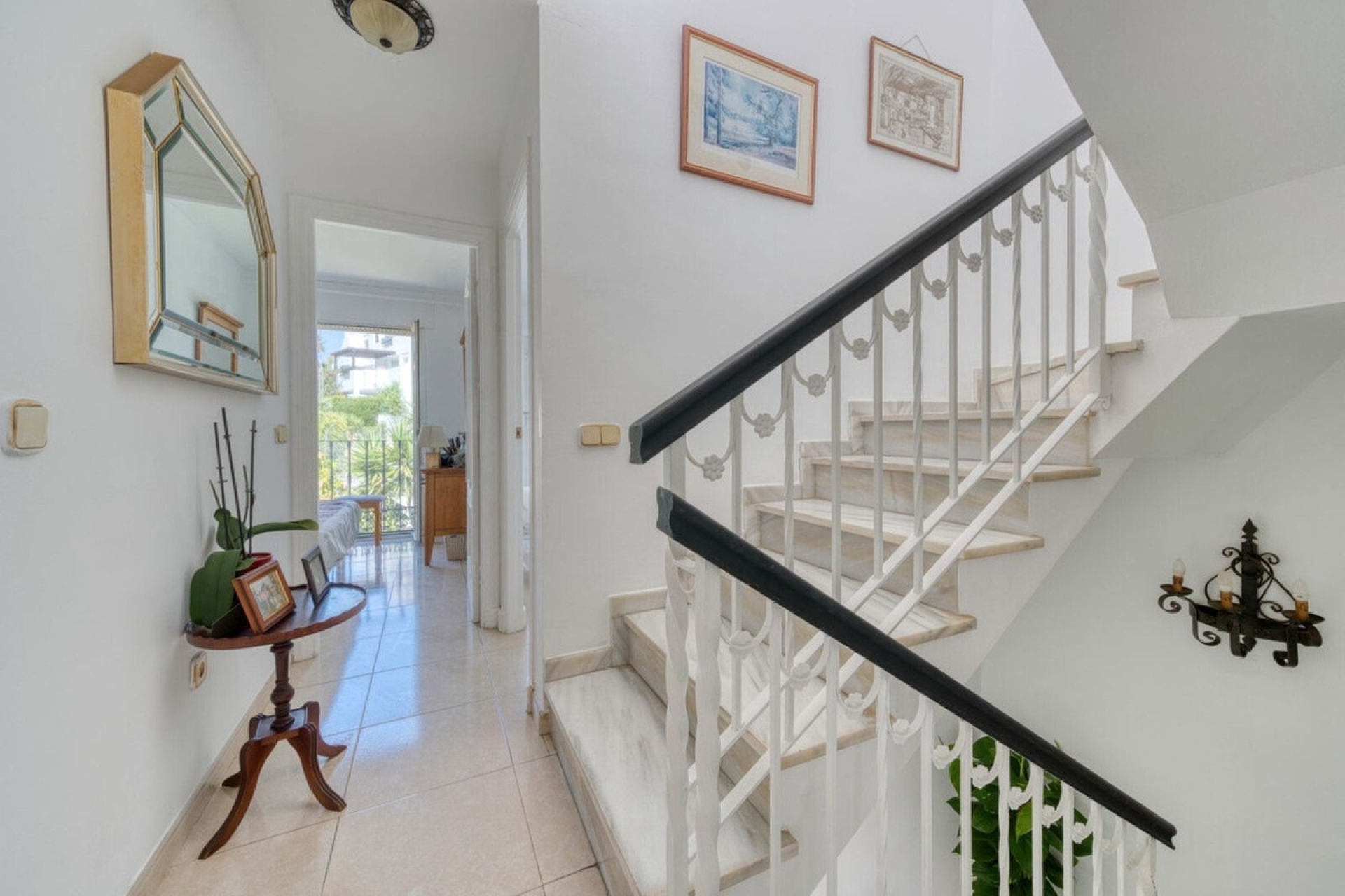 Resale - Town house - Estepona - Estepona Centro
