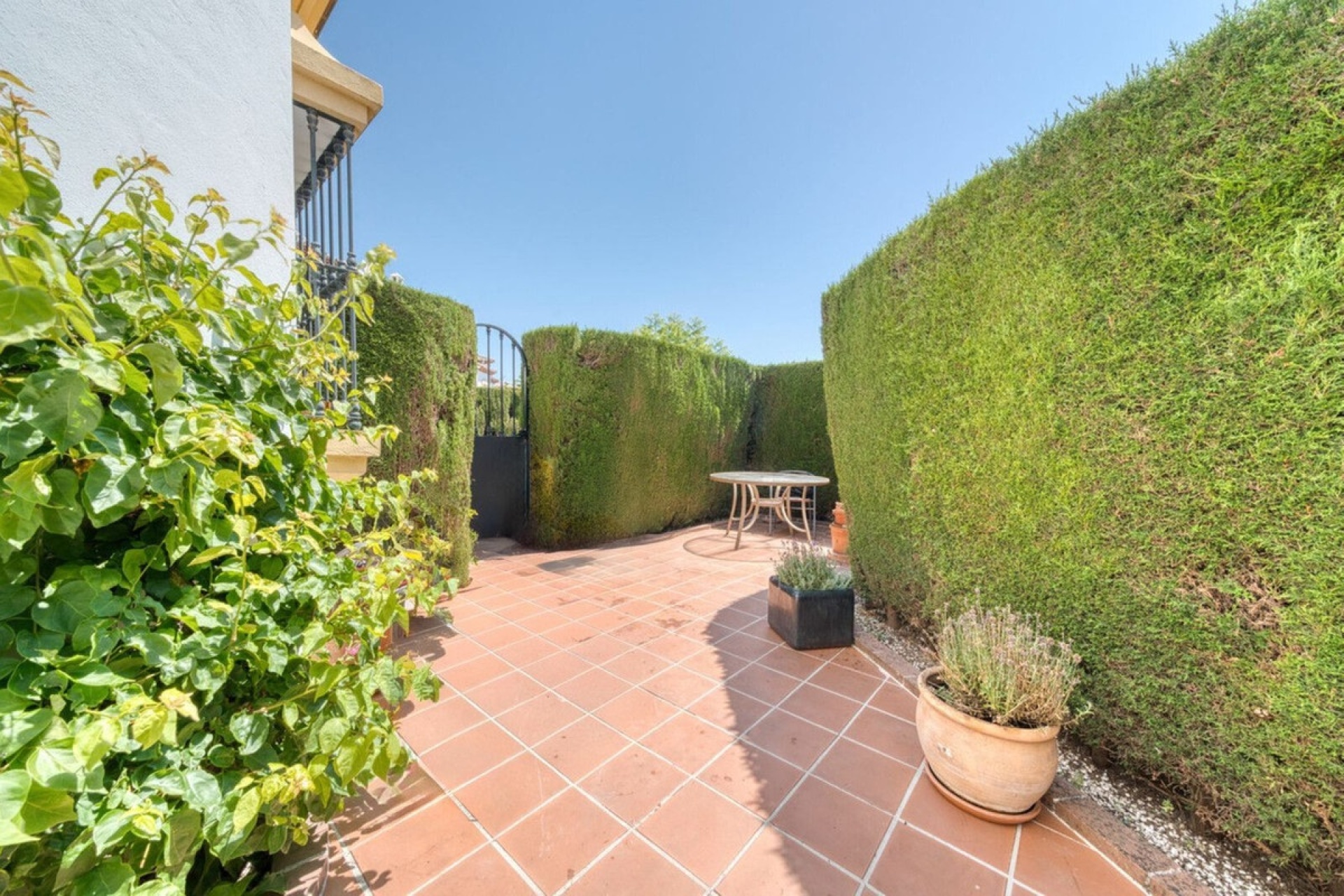 Resale - Town house - Estepona - Estepona Centro