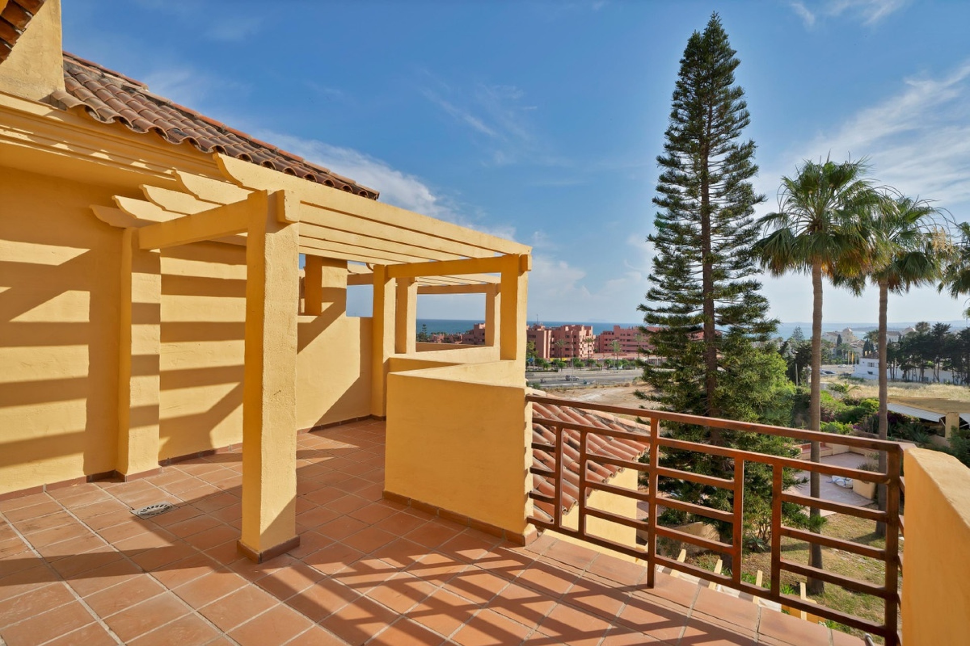 Resale - Town house - Estepona - Estepona Centro