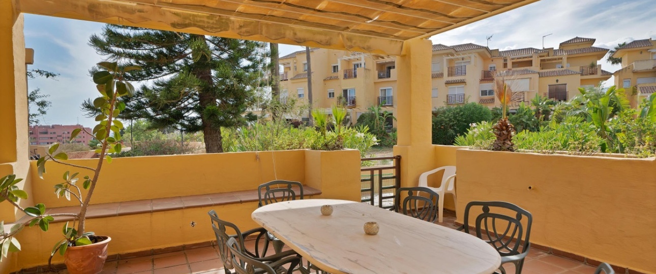 Resale - Town house - Estepona - Estepona Centro