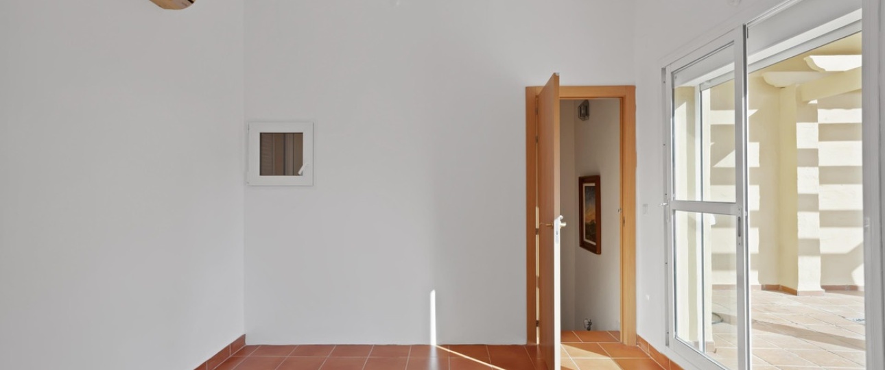 Resale - Town house - Estepona - Estepona Centro