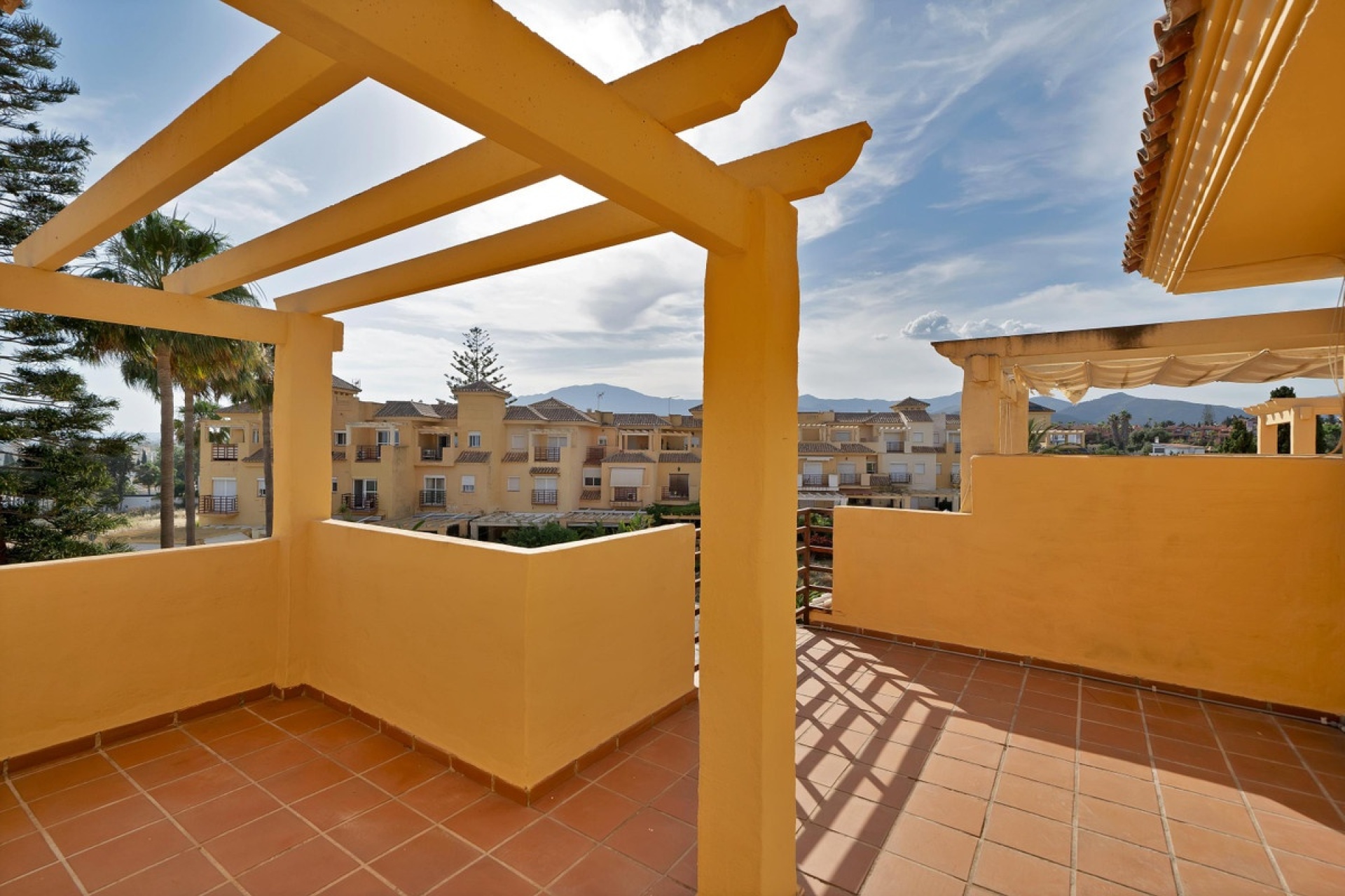 Resale - Town house - Estepona - Estepona Centro