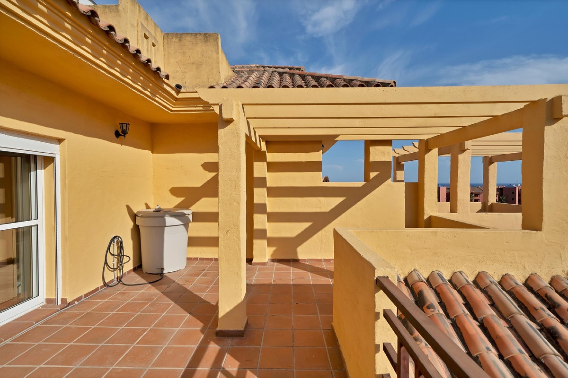 Resale - Town house - Estepona - Estepona Centro