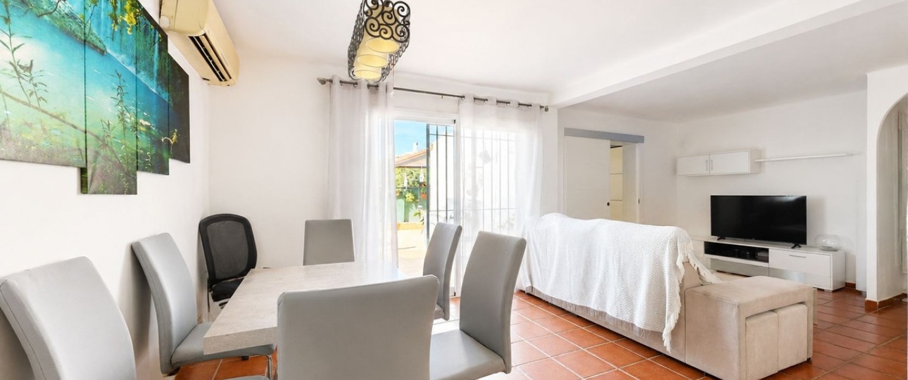 Resale - Town house - Estepona - Estepona Centro