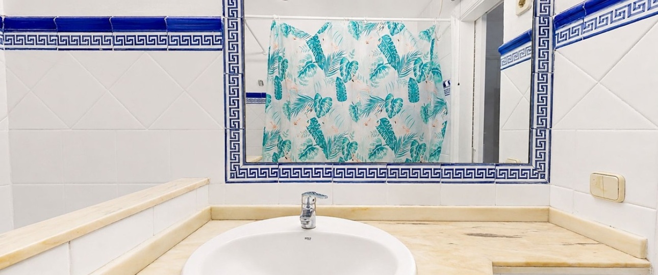 Resale - Town house - Estepona - Estepona Centro