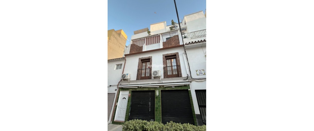Resale - Town house - Estepona - Estepona Centro