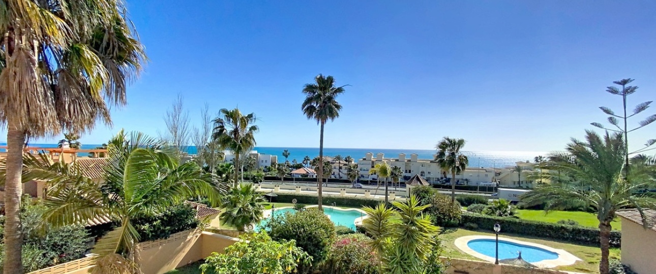 Resale - Town house - Estepona - Estepona Centro