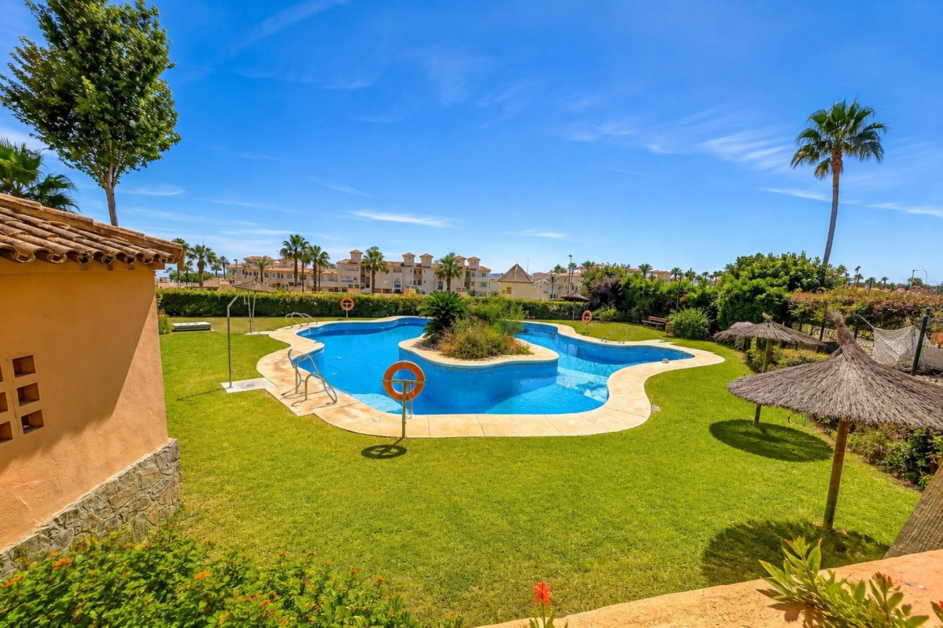 Resale - Town house - Estepona - Estepona Centro