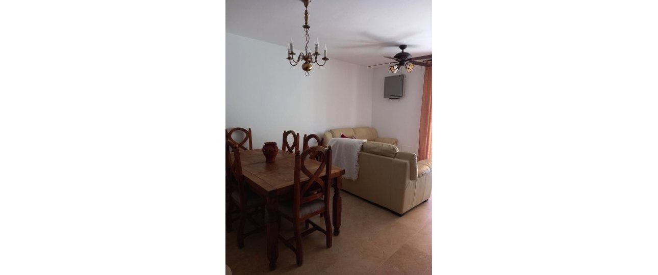Resale - Town house - Estepona - Estepona Centro