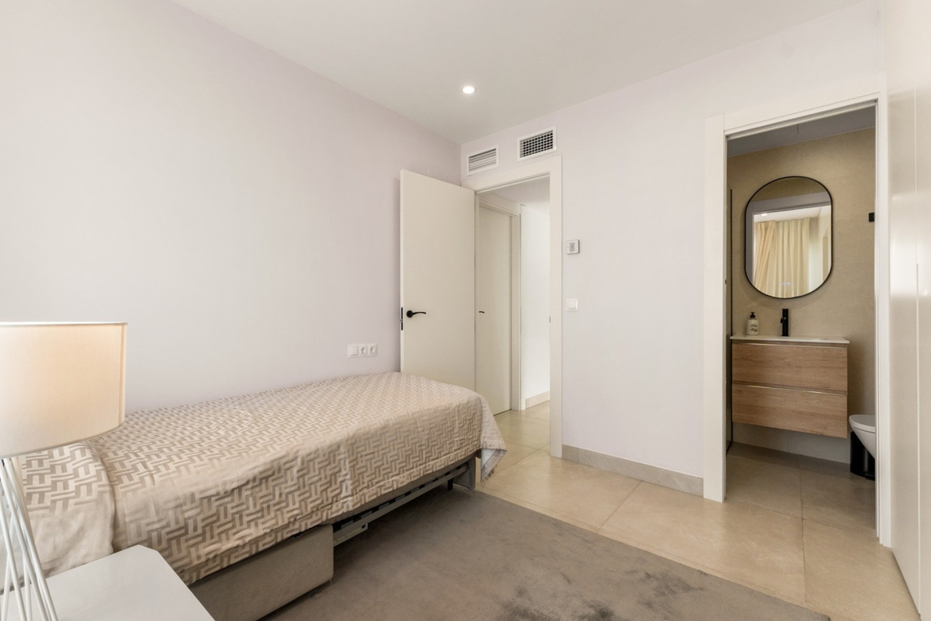 Resale - Town house - Estepona - Estepona Centro