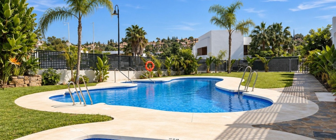 Resale - Town house - Estepona - Estepona Centro