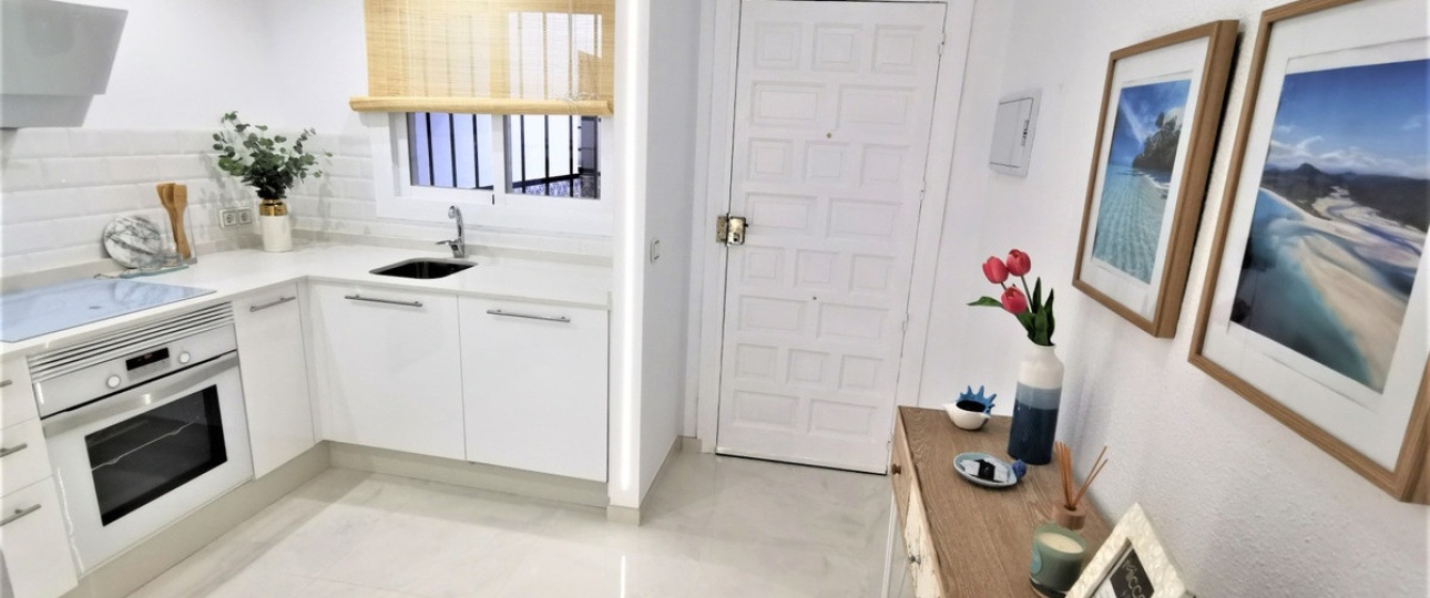 Resale - Town house - Estepona - Estepona Centro