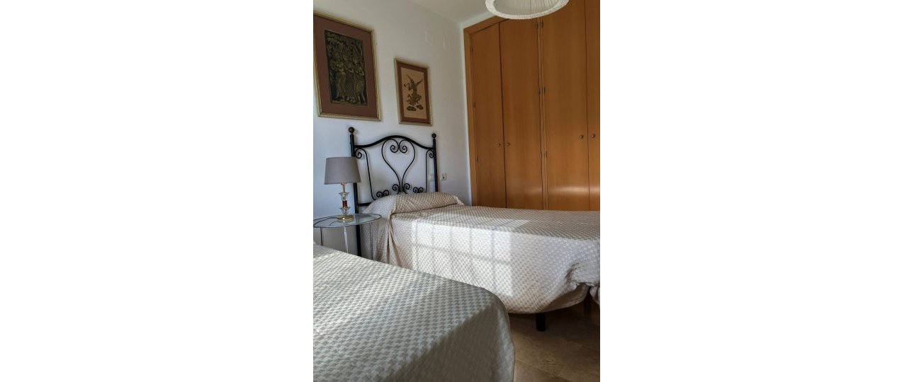 Resale - Town house - Estepona - Estepona Centro