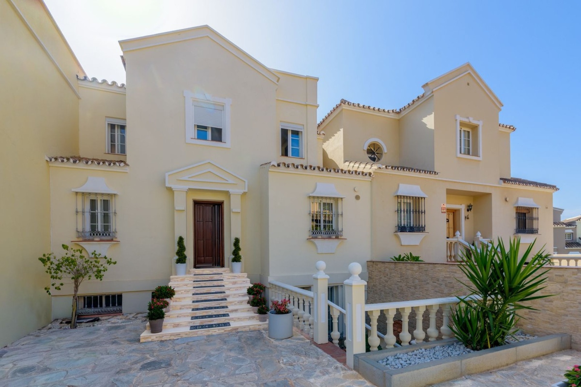 Resale - Town house - Estepona - Estepona Centro