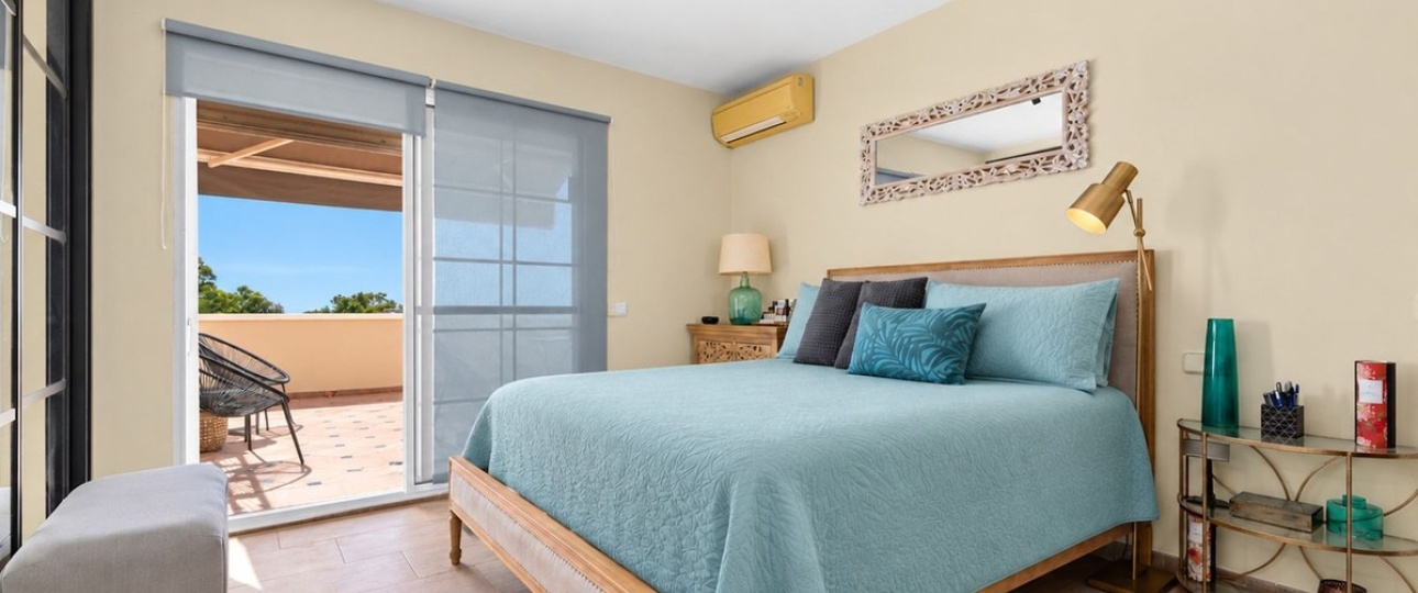 Resale - Town house - Estepona - Estepona Centro