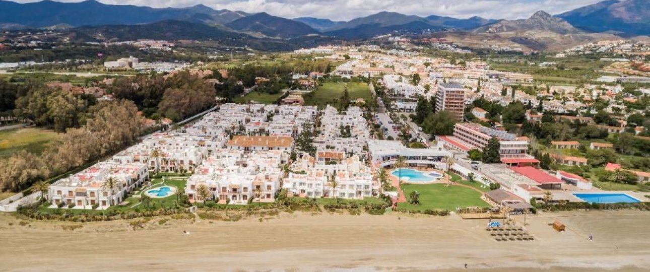 Resale - Town house - Estepona - Estepona Centro