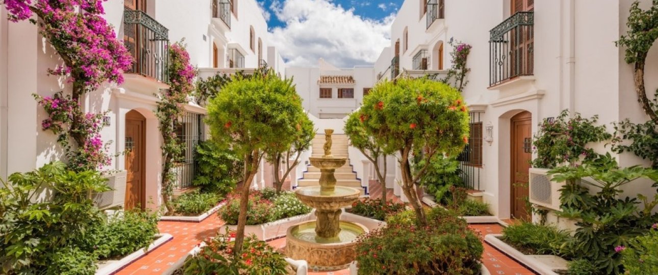 Resale - Town house - Estepona - Estepona Centro