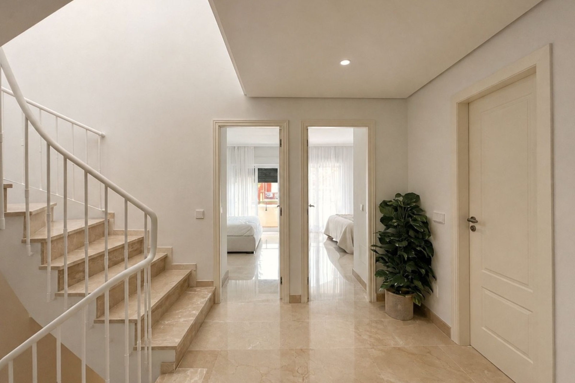 Resale - Town house - Estepona - Estepona Centro