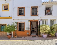 Resale - Town house - Estepona - Estepona Centro