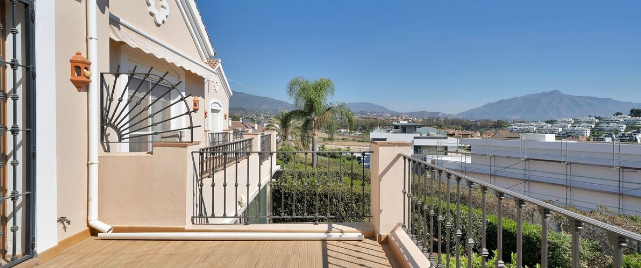 Resale - Town house - Estepona - Estepona Centro