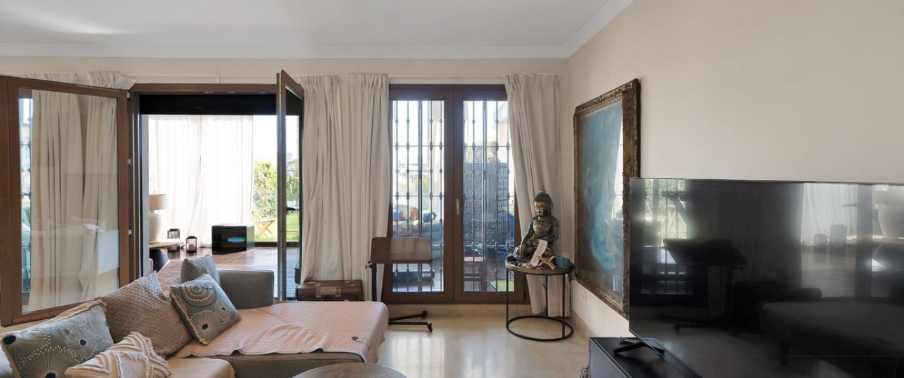Resale - Town house - Estepona - Estepona Centro