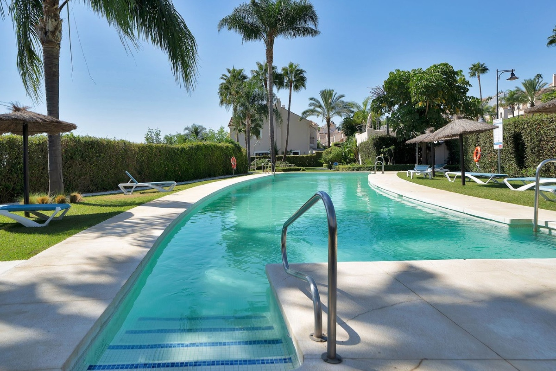 Resale - Town house - Estepona - Estepona Centro