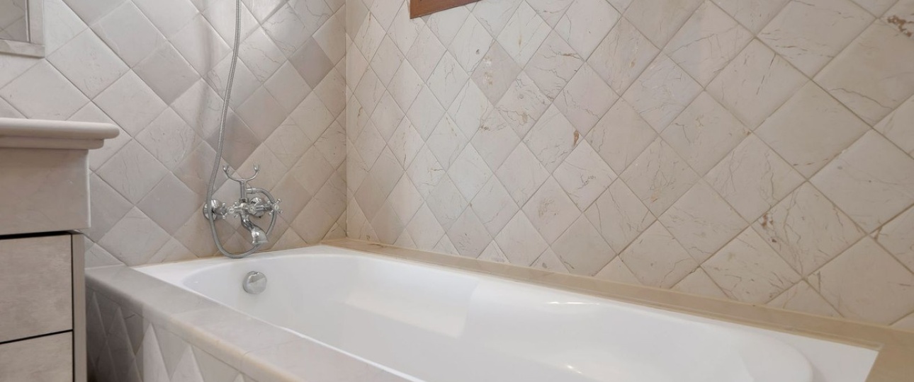 Resale - Town house - Estepona - Estepona Centro
