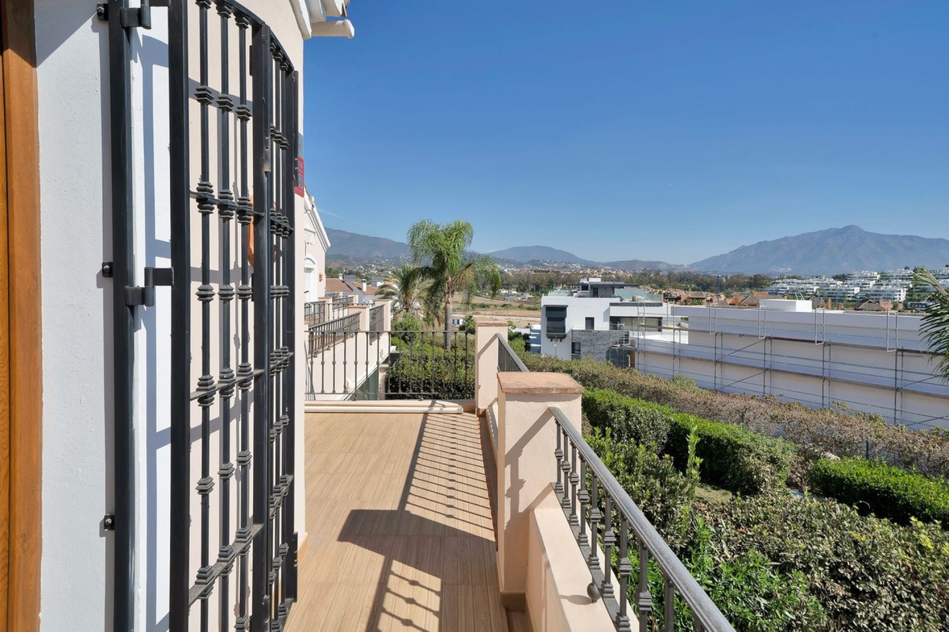 Resale - Town house - Estepona - Estepona Centro