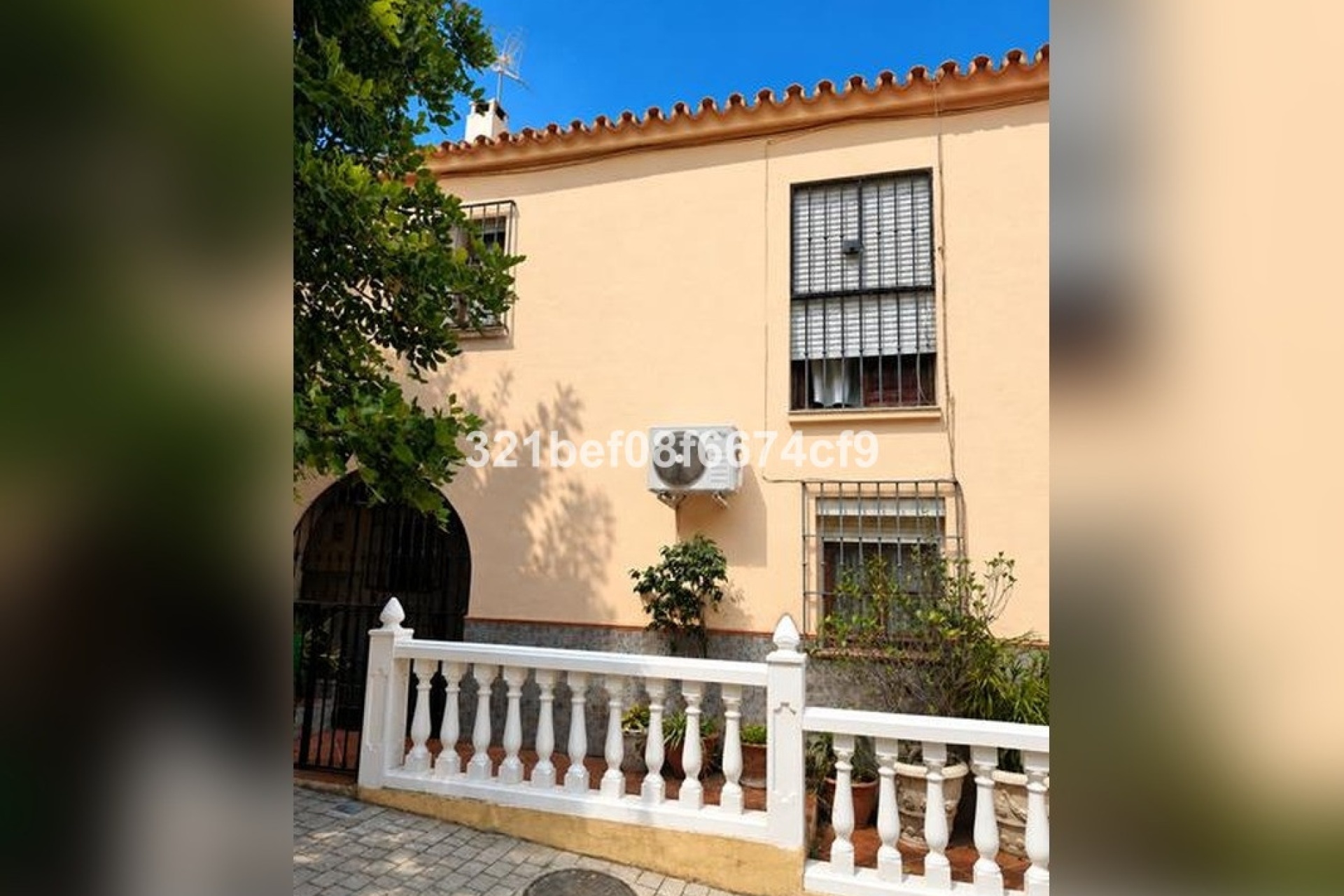Resale - Town house - Estepona - Estepona Centro