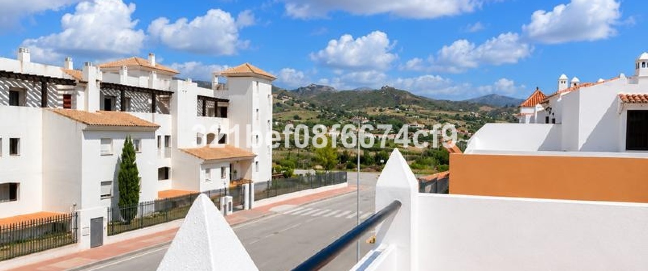 Resale - Town house - Estepona - Estepona Centro