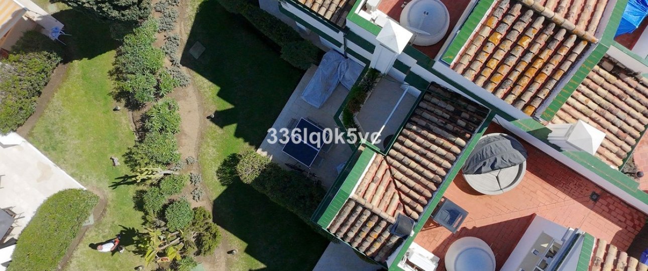 Resale - Town house - Estepona - Estepona Centro