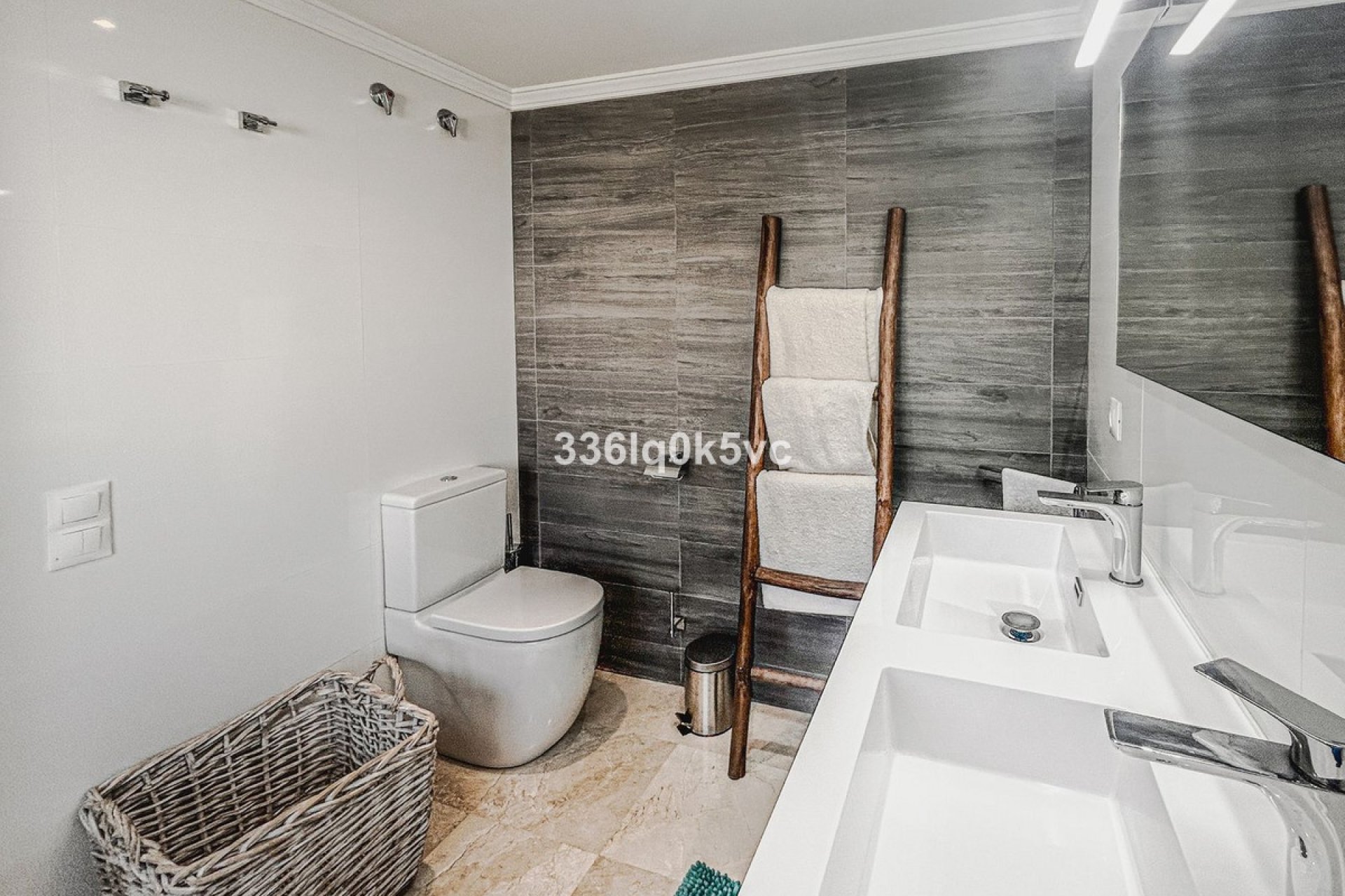 Resale - Town house - Estepona - Estepona Centro