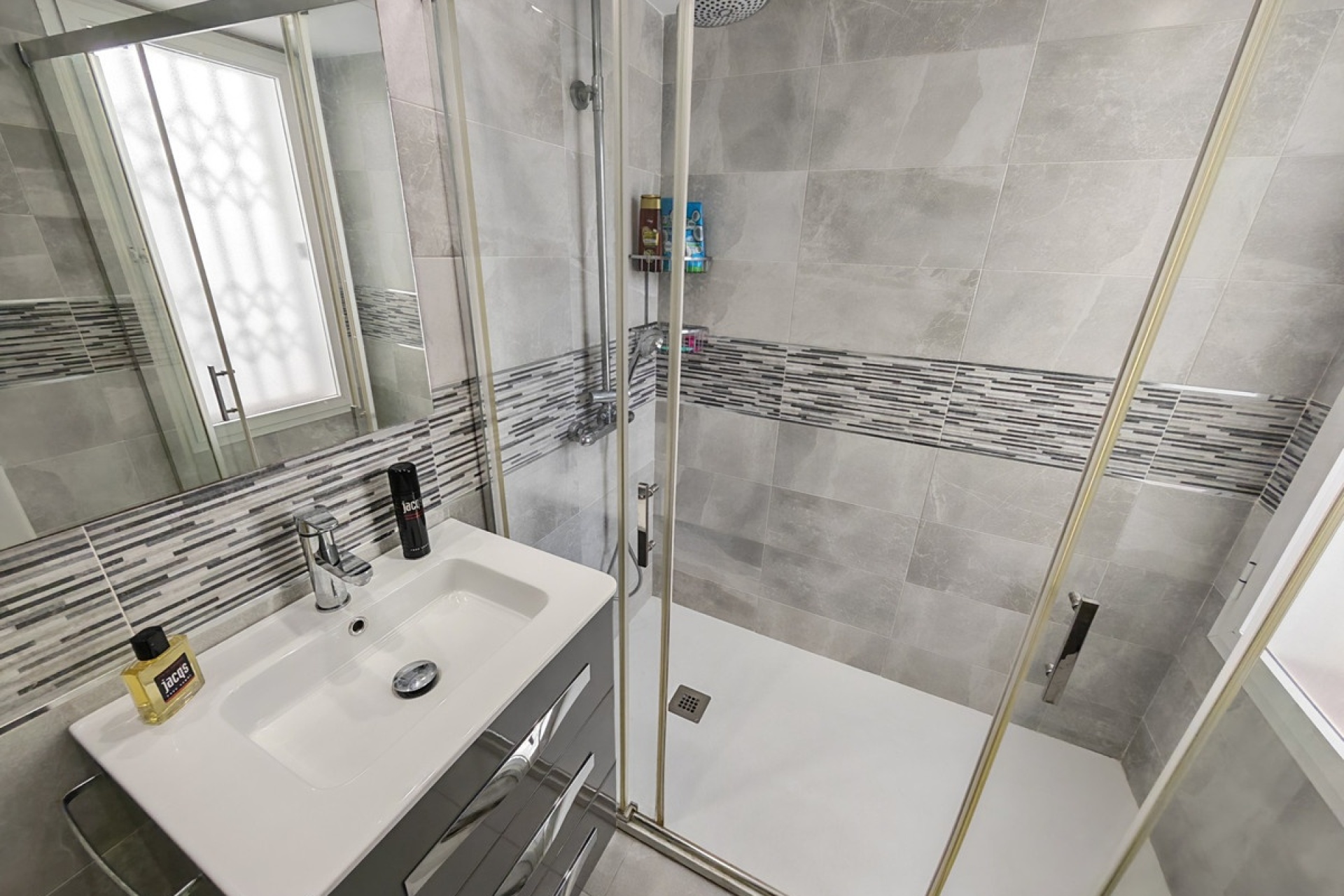 Resale - Town house - Estepona - Estepona Centro