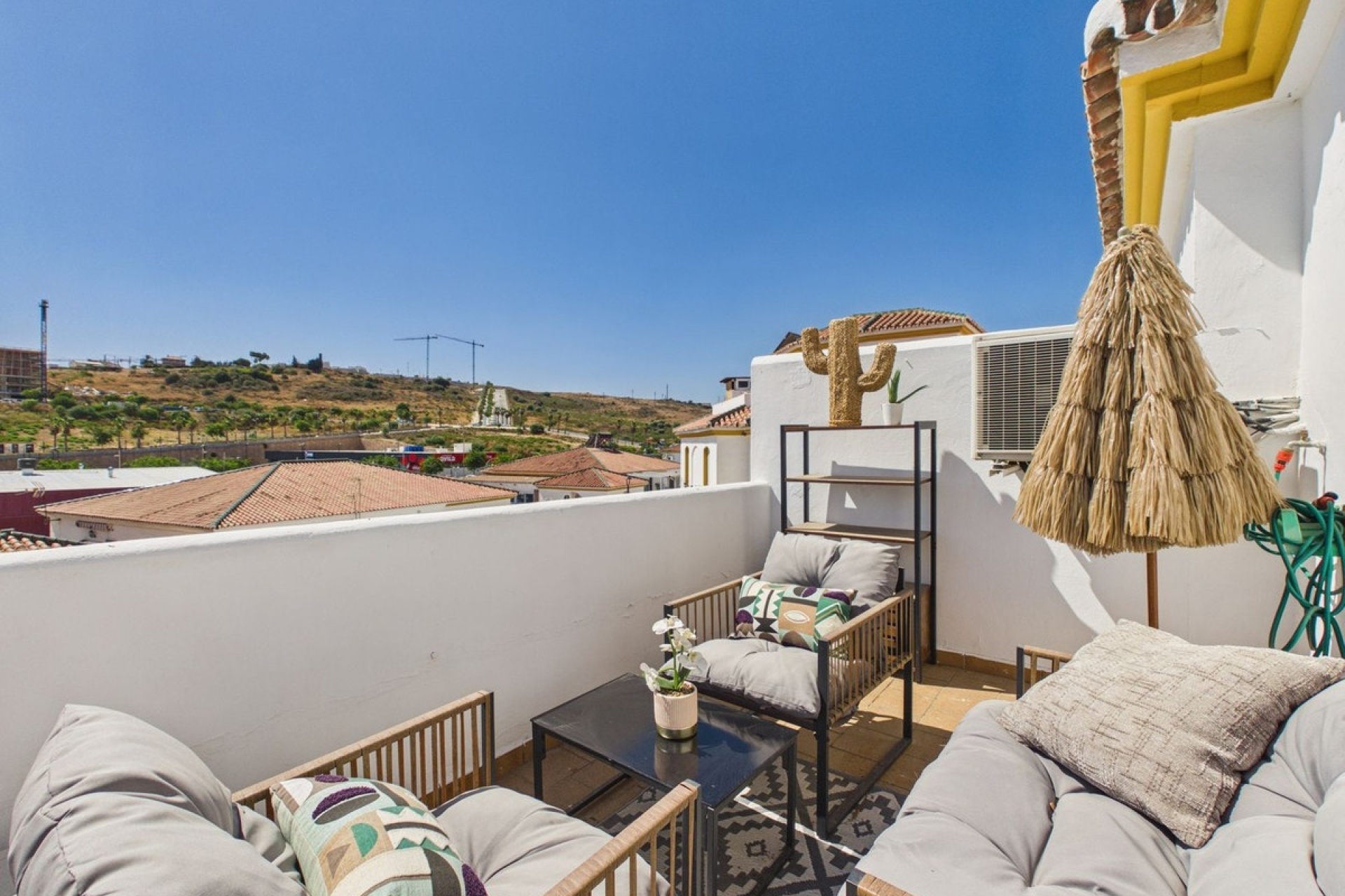 Resale - Town house - Estepona - Estepona Centro