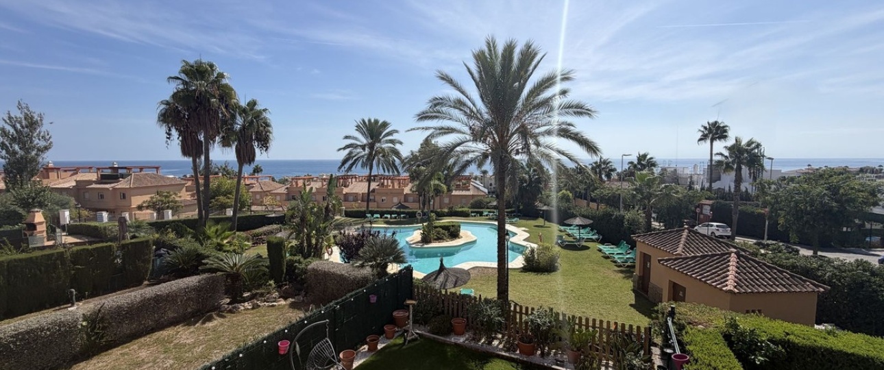 Resale - Town house - Estepona - Estepona Centro