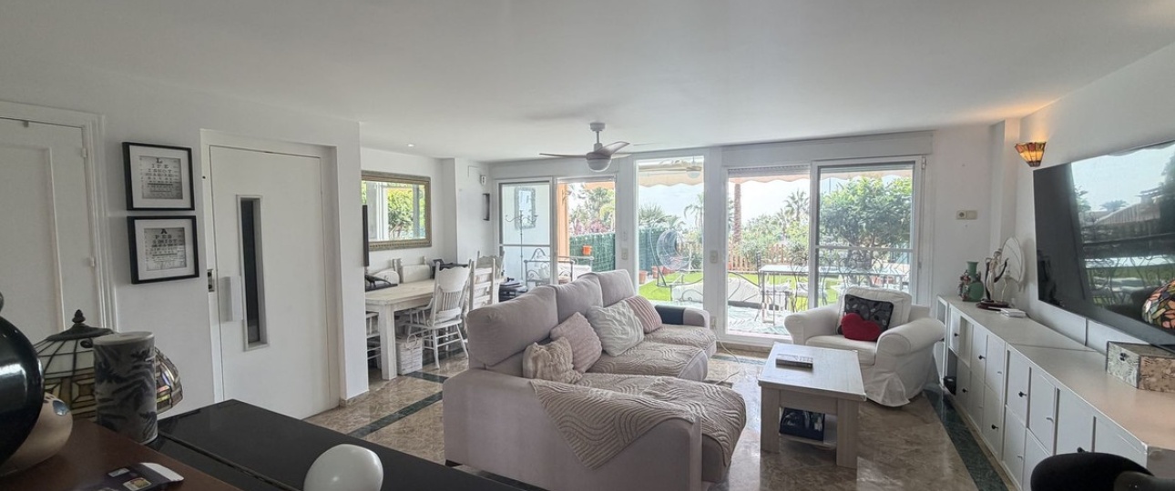 Resale - Town house - Estepona - Estepona Centro