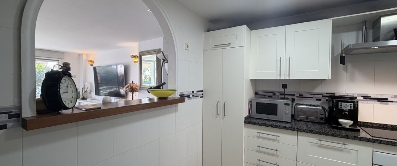 Resale - Town house - Estepona - Estepona Centro