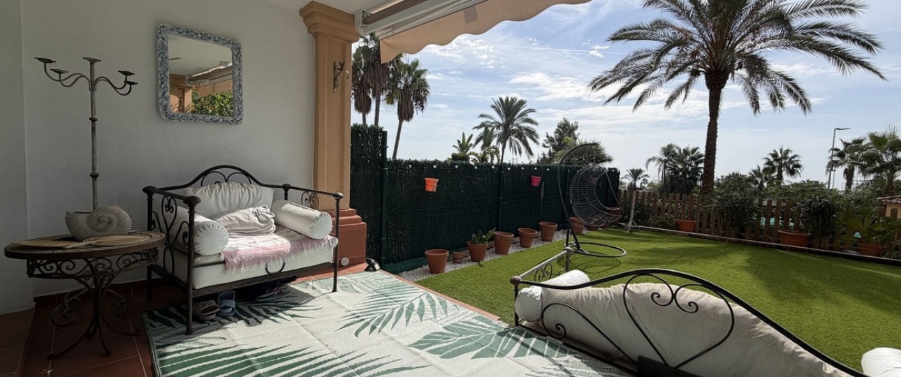 Resale - Town house - Estepona - Estepona Centro