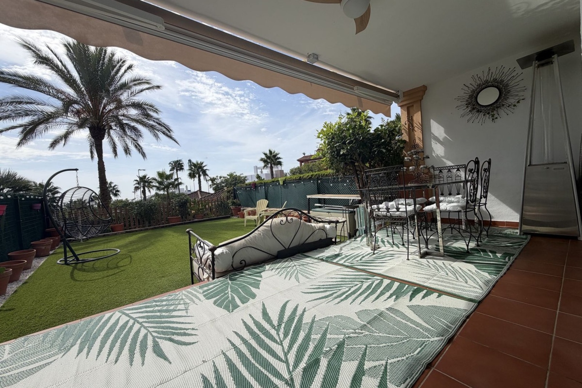 Resale - Town house - Estepona - Estepona Centro