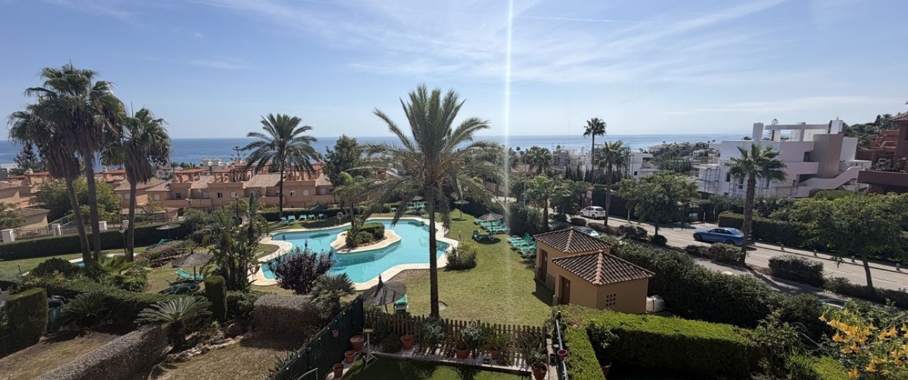 Resale - Town house - Estepona - Estepona Centro