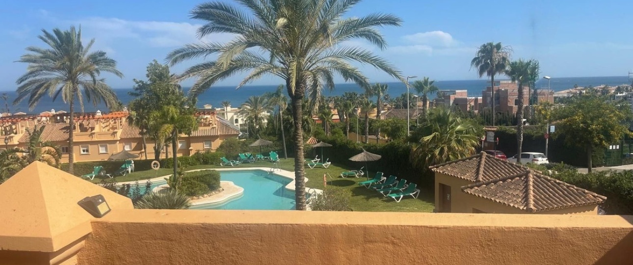 Resale - Town house - Estepona - Estepona Centro