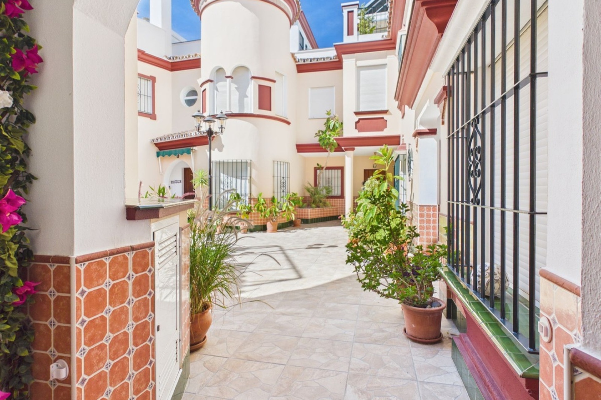 Resale - Town house - Estepona - Estepona Centro