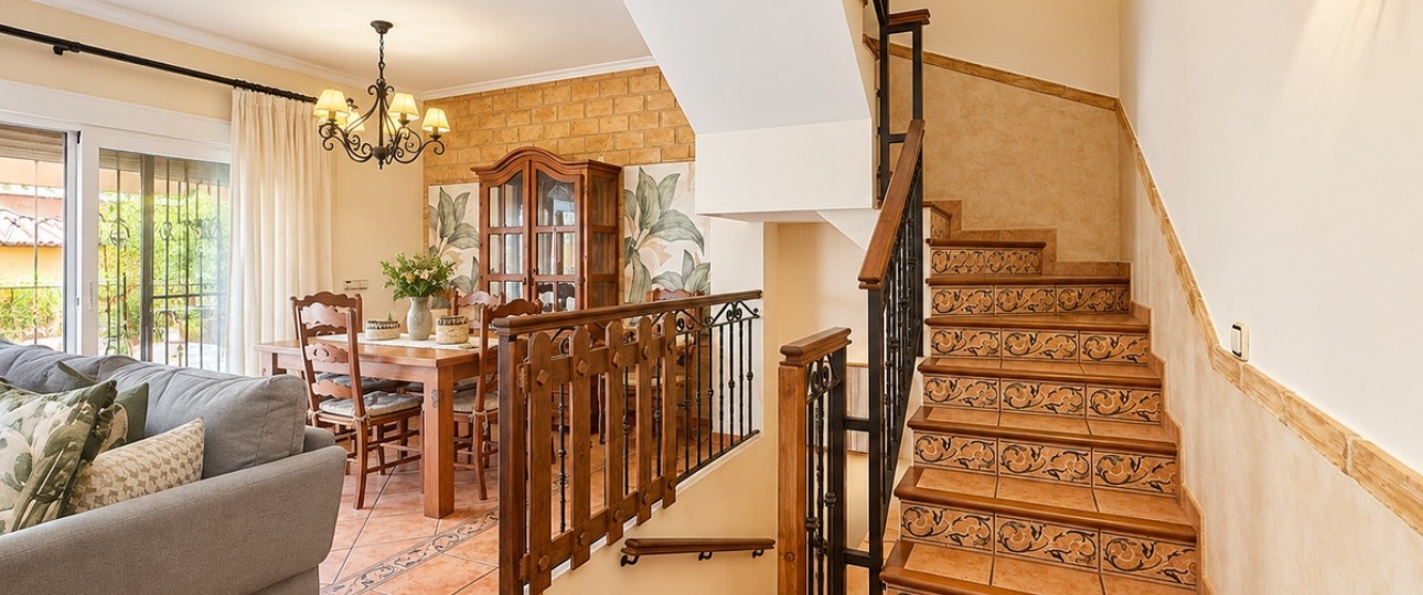 Resale - Town house - Estepona - Estepona Centro