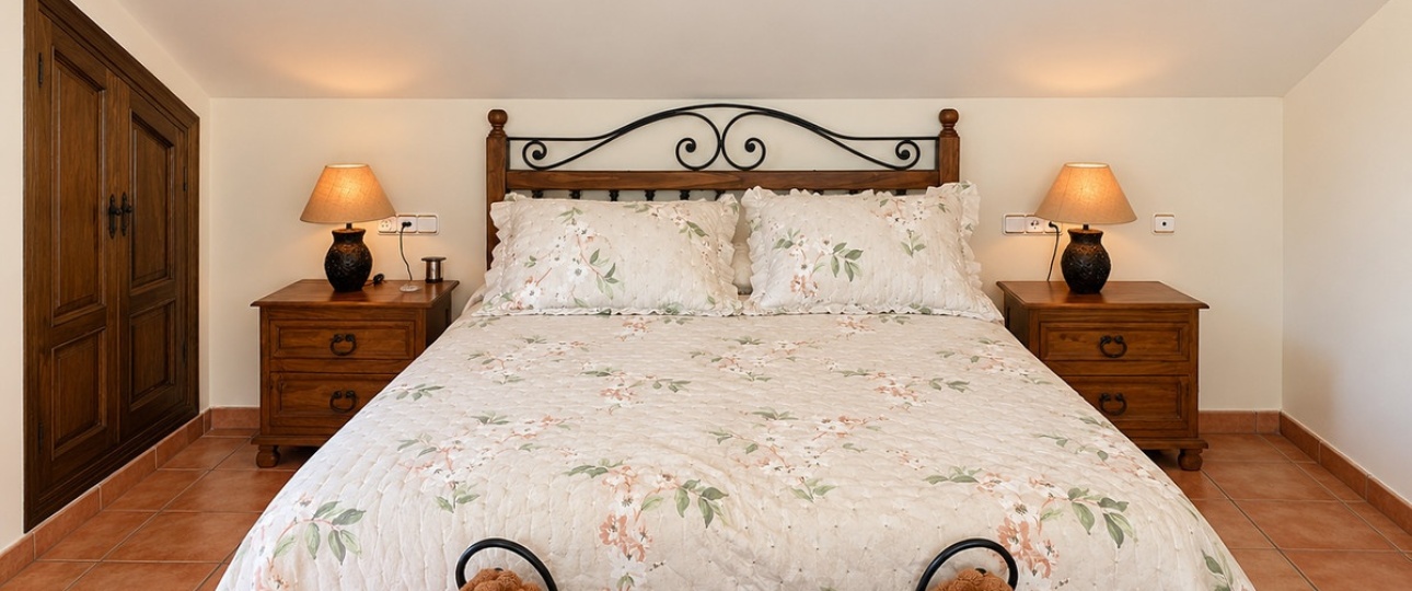 Resale - Town house - Estepona - Estepona Centro
