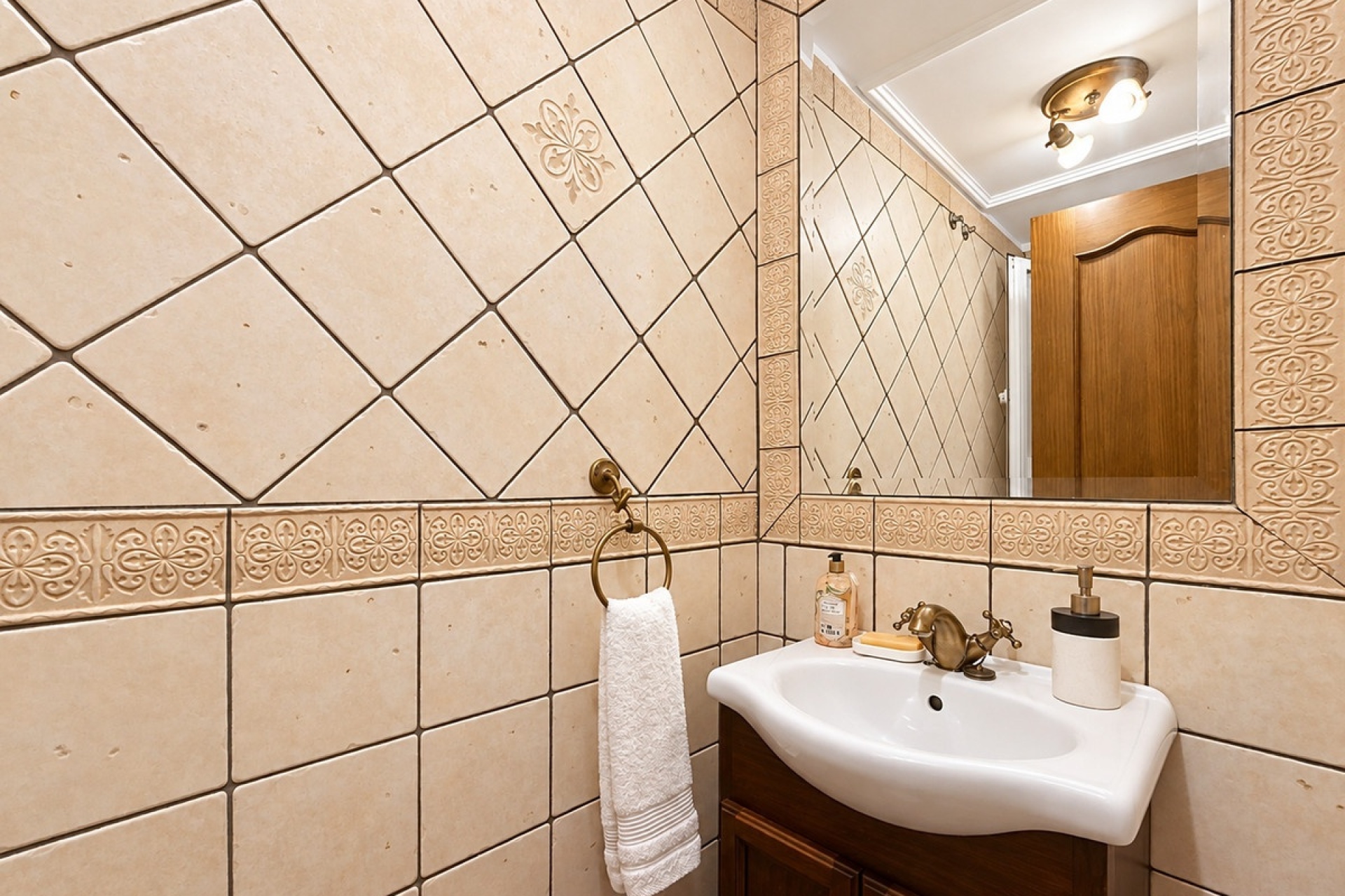 Resale - Town house - Estepona - Estepona Centro