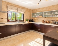 Resale - Town house - Estepona - Estepona Centro