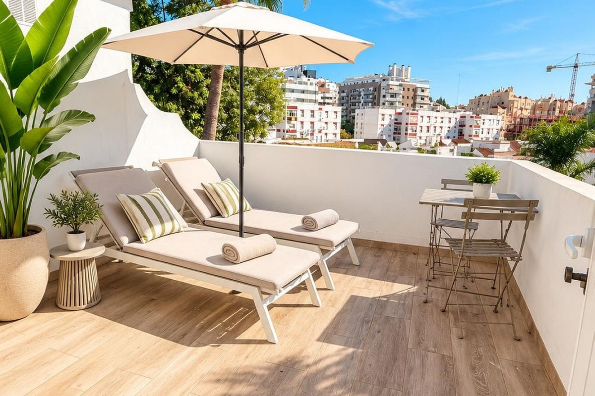 Resale - Town house - Estepona - Estepona Centro