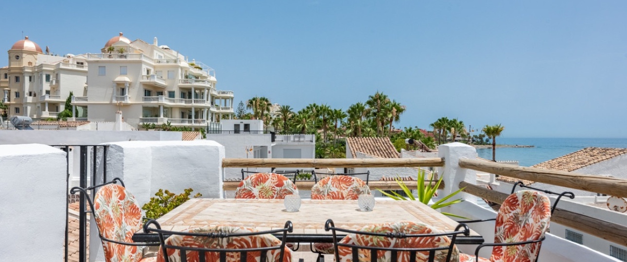 Resale - Town house - Estepona - Estepona Centro