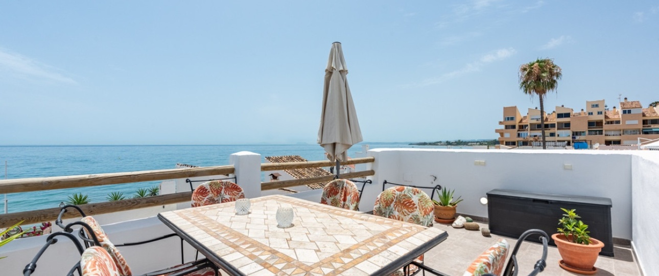 Resale - Town house - Estepona - Estepona Centro