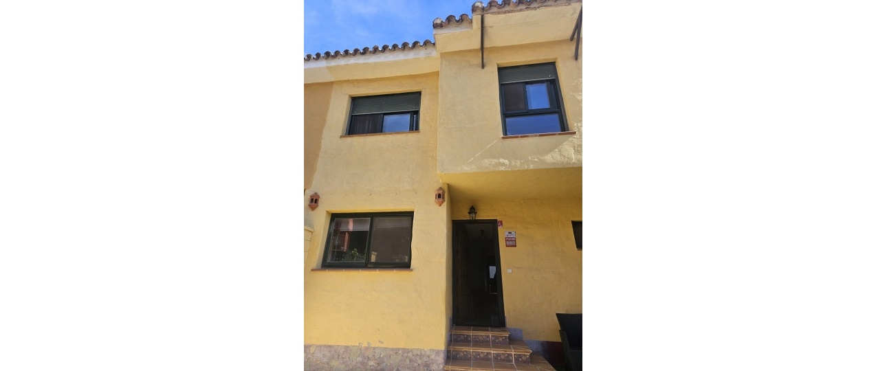 Resale - Town house - Estepona - Estepona Centro